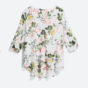 Brian & Em V-neck Top-NWT